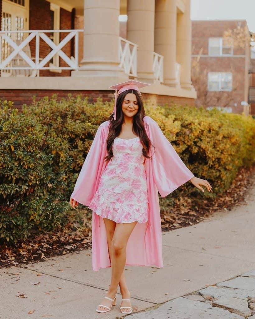 20+ Unforgettable Graduation Party Ideas for Girls - Bydeannyd